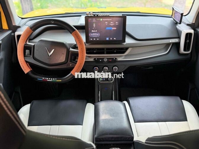 VinFast VF3 2024 Vàng 6000 km thuê pin