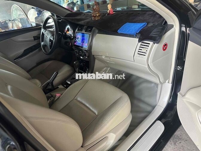 Toyota Corolla Altis 2013 1.8 Tự động Đen