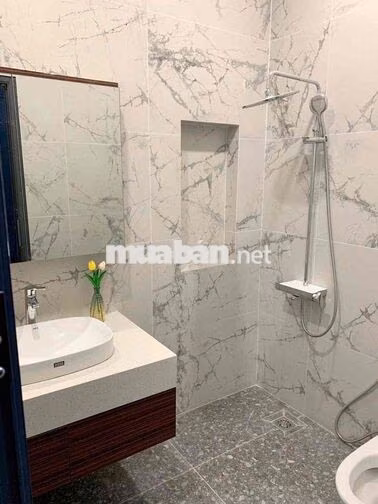Căn hộ studio nội thất cao cấp có ban công, tivi gần Lotte Quận 7