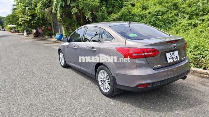 Ford Focus Titanium 2018 Xám Tự động