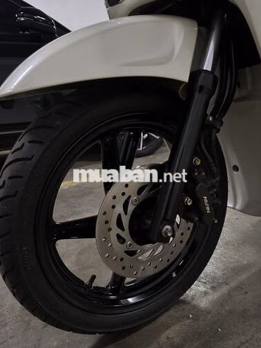 Honda SH150i 8500km Trắng
