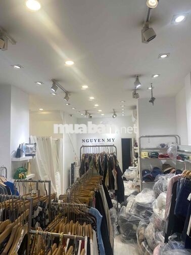 Bán Nhà Mặt Tiền Đang Kinh Doanh