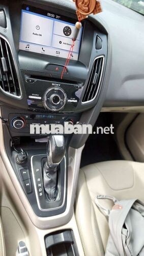 Ford Focus Titanium 2018 Xám Tự động