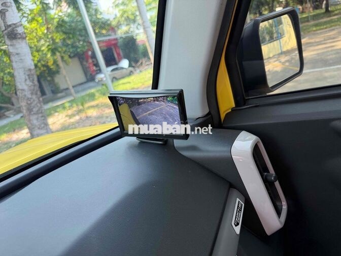 VinFast VF3 2024 Vàng 6000 km thuê pin