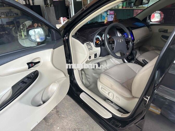 Toyota Corolla Altis 2013 1.8 Tự động Đen