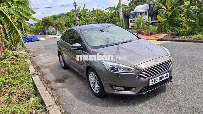 Ford Focus Titanium 2018 Xám Tự động