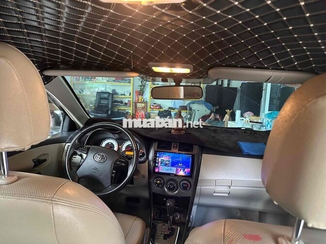 Toyota Corolla Altis 2013 1.8 Tự động Đen