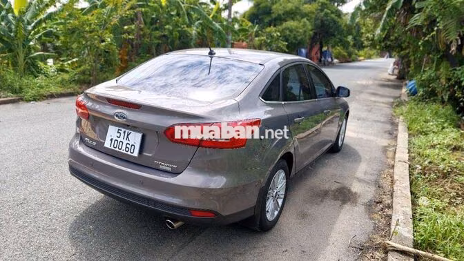 Ford Focus Titanium 2018 Xám Tự động