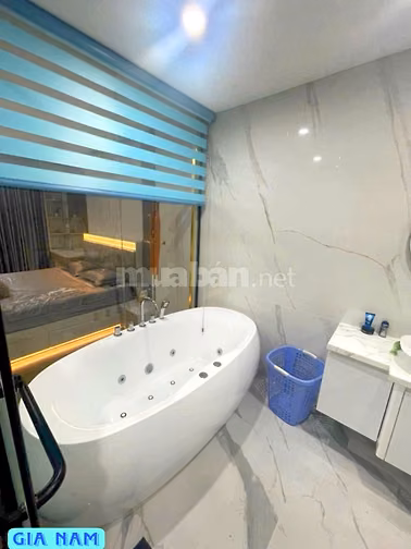 BÁN NHÀ MẶT TIỀN KINH DOANH : 26 LÝ THƯỜNG KIỆT - P. 7 - Q. 10 - TPHCM