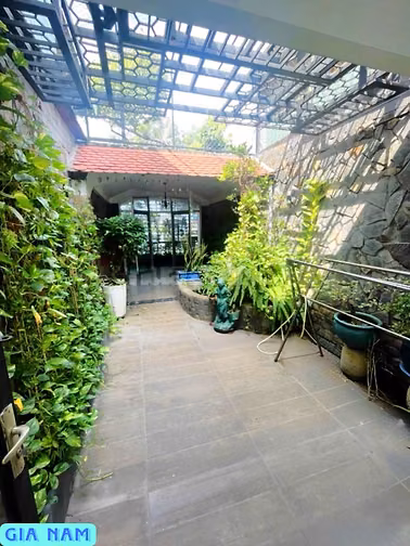 BÁN NHÀ MẶT TIỀN KINH DOANH : 26 LÝ THƯỜNG KIỆT - P. 7 - Q. 10 - TPHCM