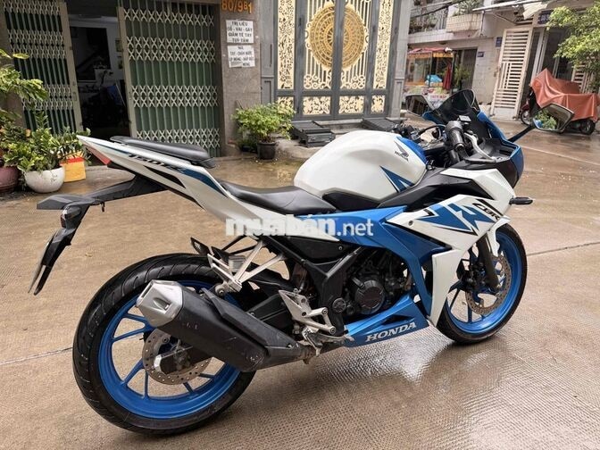 Honda CBR150R 2023 Trắng, Xanh 15380 km bstp