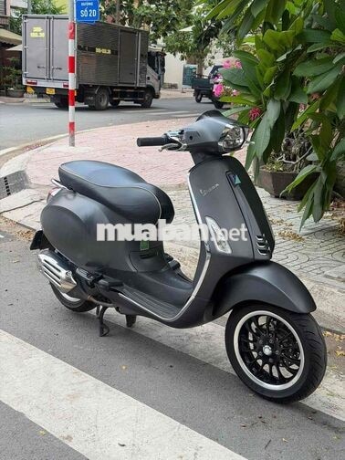 Piaggio Vespa 125 ABS 2020 Xám 22000 km