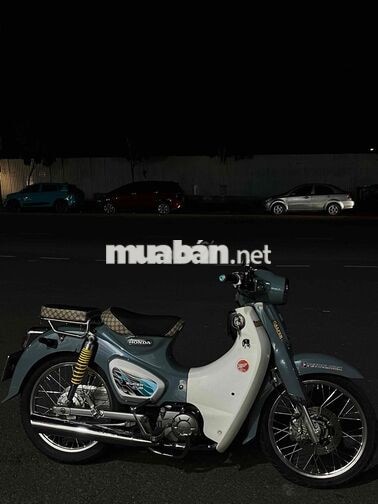 Cub 50cc xanh trắng