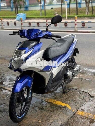 Yamaha Novo 6 FI Xanh Trắng