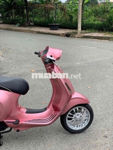 Piaggio Vespa Sprint 125 Hồng Porsche  Có Góp 🎉🎉🎉