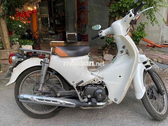 Cub 50 2023 Trắng 3000km mới tinh chính chủ