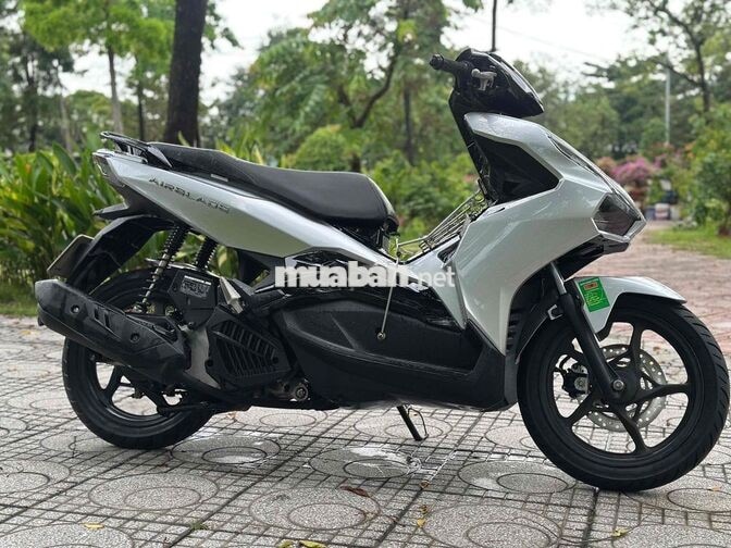 Honda Air Blade Bạc - Góp Ngân hàng- Nợ xấu