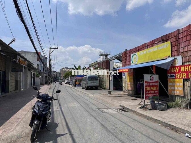 bán đất mặt tiền ds 8 sát quốc lộ 13 dt 110m giá chỉ 9.5 tỷ