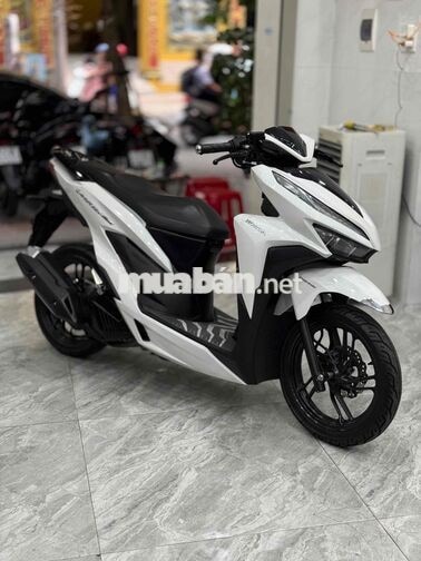 Honda Vario 150 Trắng Smartkey