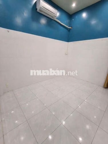 cho thuê phòng 20m2 có ban công hẻm xe hơi