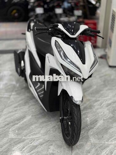Honda Vario 150 Trắng Smartkey