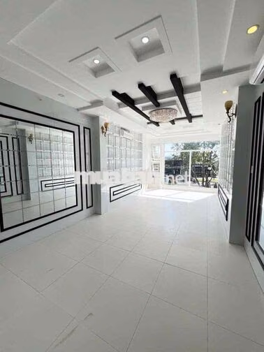Cho thuê nhà trệt 3 lầu mặt tiền Võ Văn Kiệt, Ninh Kiều, Cần Thơ