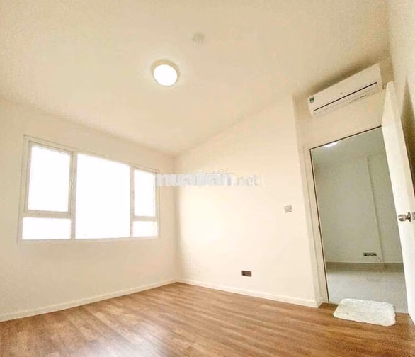 Bán căn 1PN giá chỉ 2.380t bao thuê phí , cam kết rẻ nhất thị trường