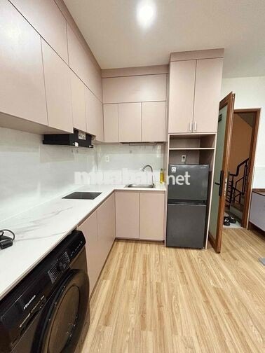 CĂN HỘ STUDIO VIEW THOÁNG MÁT_MÁY GIẶT RIÊNG GẦN CẦU THỊ NGHÈ QUẬN 1