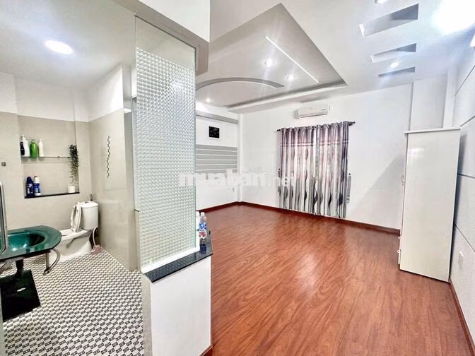 Nhà 2 Lầu 4PN Có Nội Thất KDC Hưng Phú 13 triệu