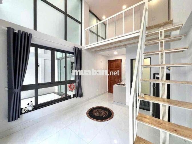 CHO THUÊ CĂN HỘ DUPLEX CỬA SỔ LỚN THOÁNG MÁT NGAY TRUNG TÂM