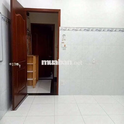 Cho thuê phòng trọ 2pn, hẻm 36 Nguyễn Gia Trí, gần trường đại học