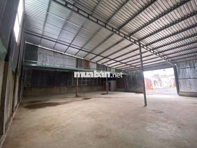 cho thuê kho xưởng 1000m gần chợ đầu mối
