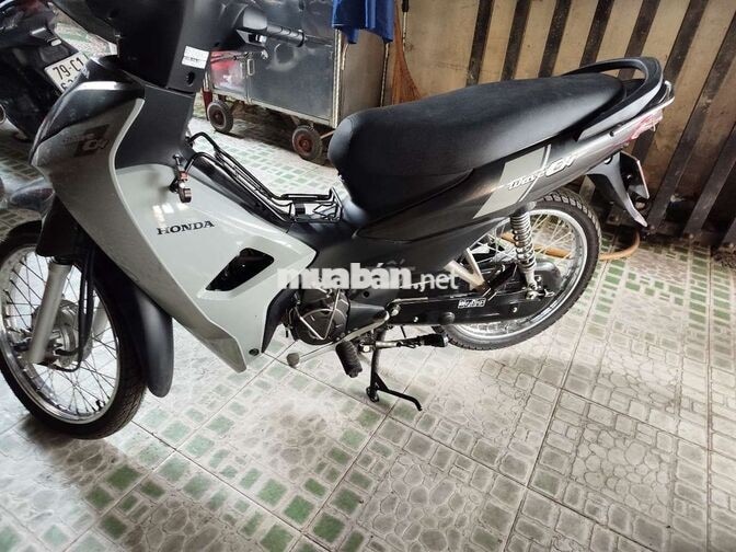 Honda Wave Alpha 2025 Xám 1900 km