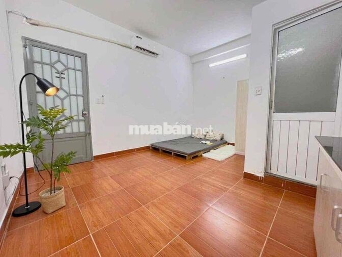 STUDIO FULL NỘI THẤT CỬA SỔ TRỜI - NGAY TRẦN VĂN ĐANG