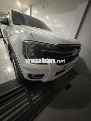 Ford Ranger XLS 1 cầu Trắng 22k km