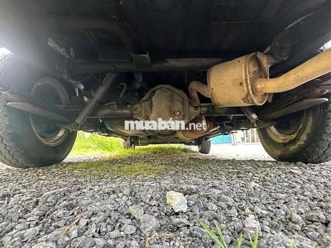 Mitsubishi Jolie Số sàn 7 chỗ Bạc