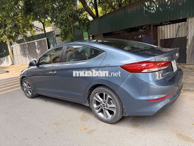 Hyundai Elantra GLS Tự động 11 vạn Xám