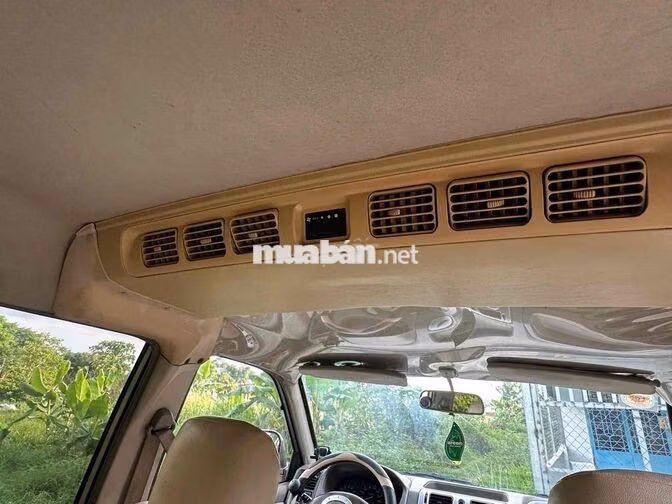Mitsubishi Jolie Số sàn 7 chỗ Bạc