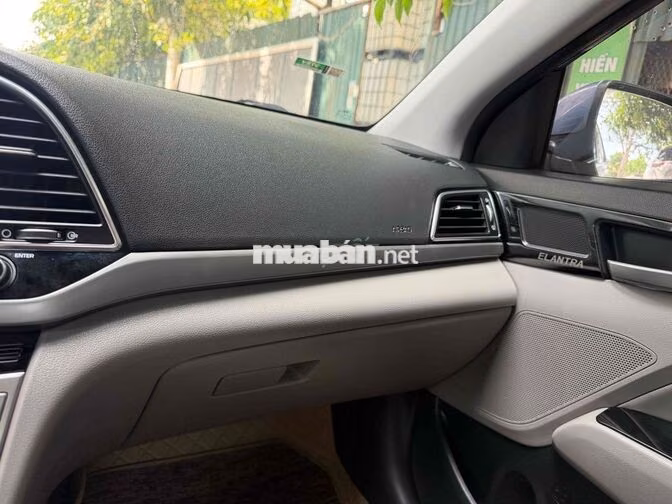 Hyundai Elantra GLS Tự động 11 vạn Xám