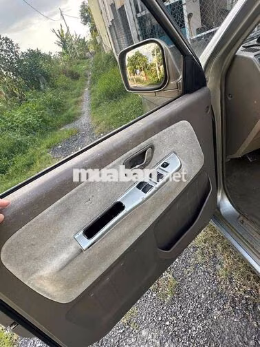 Mitsubishi Jolie Số sàn 7 chỗ Bạc