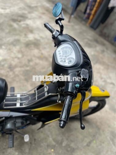 Yamaha Jupiter V Vàng Thể thao