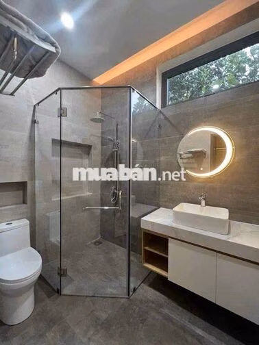 Cho thuê nhà góc 2MT 181A Phan Đăng Lưu, Phường 6, Q. Bình Thạnh 