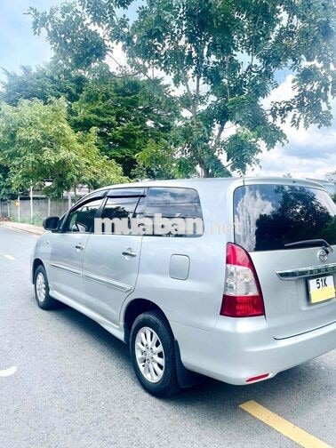 Toyota Innova E 2012 Số sàn Bạc