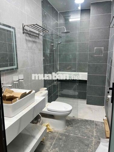 CHO THUÊ NHÀ MẶT TIỀN KHU CHINA TOUW TRUNG TÂM THÀNH PHỐ MỚI MỚI 100%