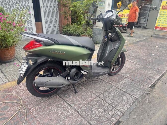 Yamaha Janus 2018 góp qua cửa hàng
