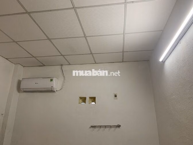 Nhà Nguyễn Chánh nguyên căn kiệt ô tô lớn