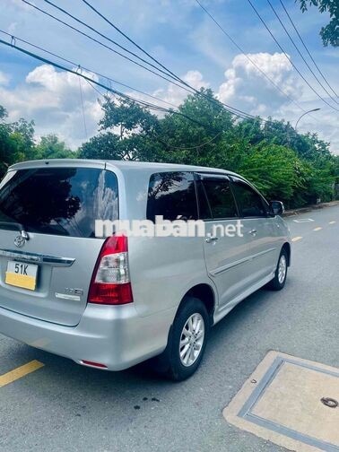 Toyota Innova E 2012 Số sàn Bạc