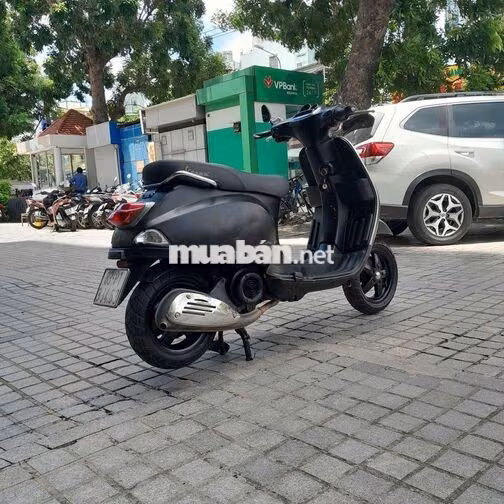 Piaggio Vespa Đen vuong fi