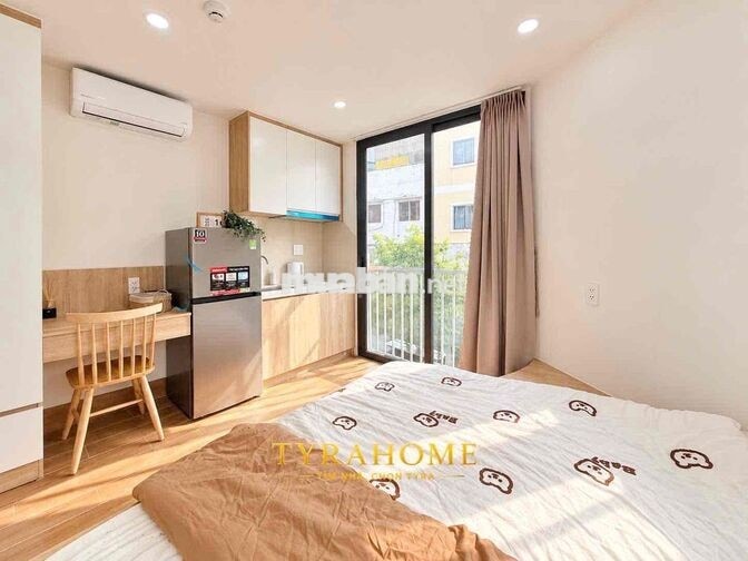 🔥🔥Khai Trương Căn Hộ Mới Có Ban Công, 101/Phan Đăng Lưu, P7, Phú Nhuận