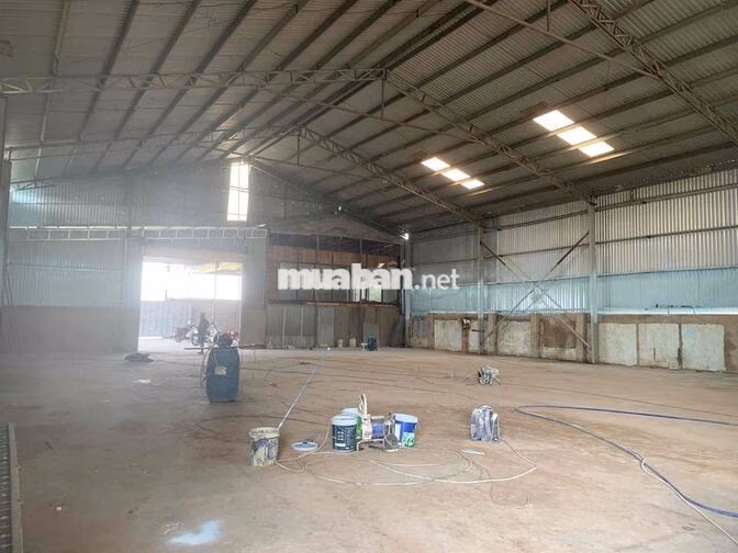 Cho thuê kho xưởng 1500m2, ngay cổng cát tường phú sinh, Long An